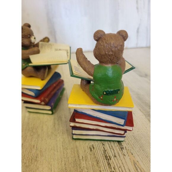 Santa Claus North Pole teddy bear helper books stack figure accessory xmas set - Picture 9 of 9